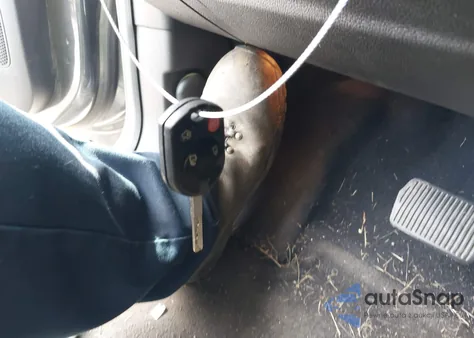 2016 Ford Focus Se z USA, uszkodzony, nr VIN 1FADP3F29GL402850